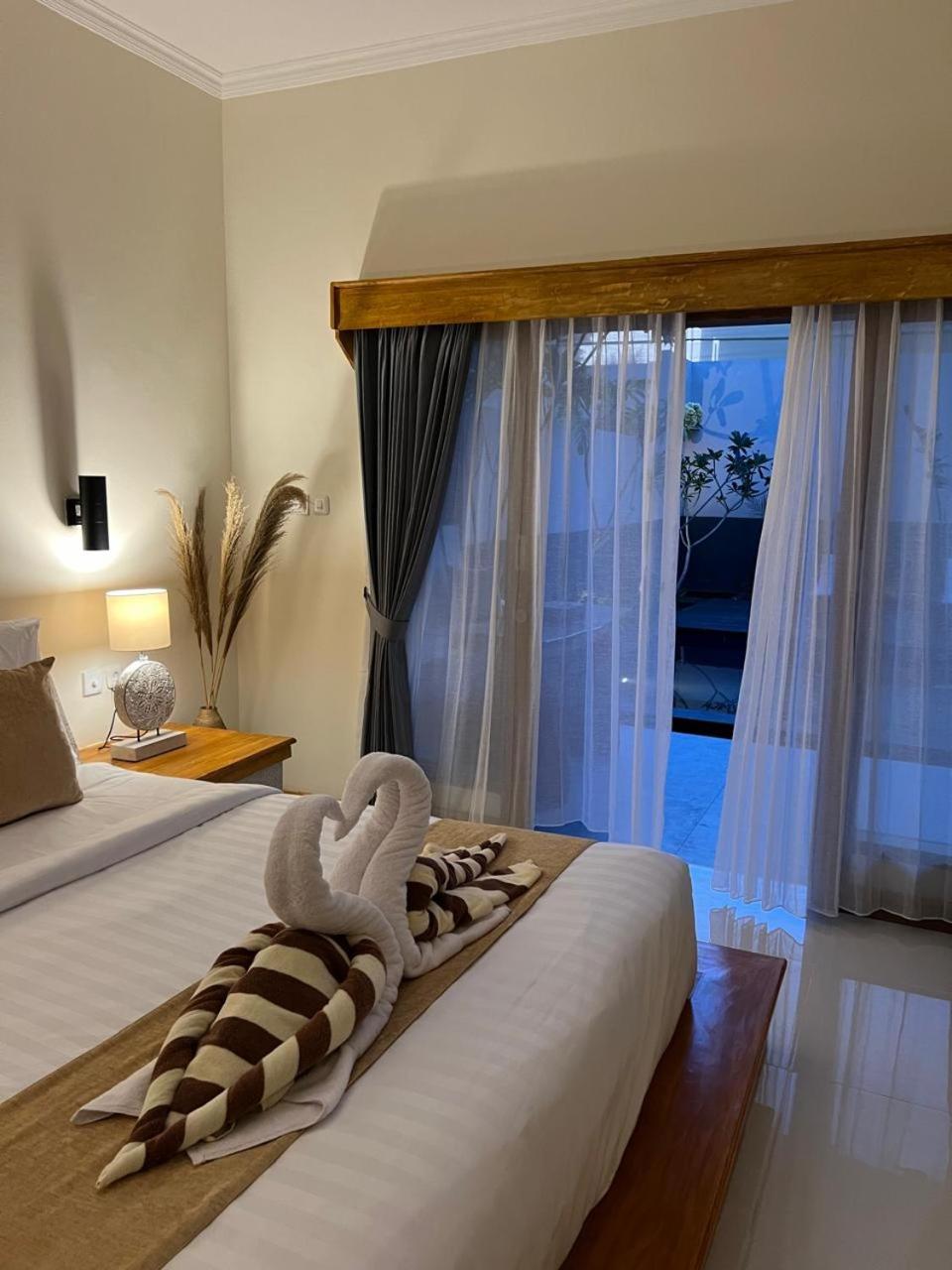 Tanis Village - Luxury Villas Гили-Эйр Экстерьер фото